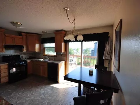 55 Custer Dr, Lincoln, ND 58504 photo 11