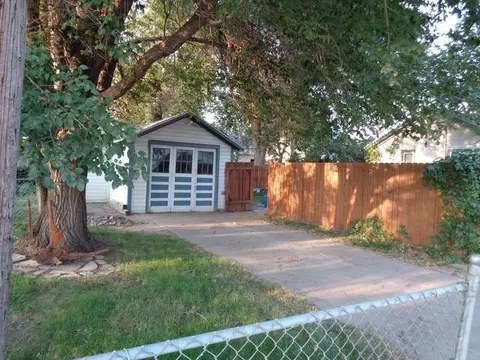 303 9 Ave SW, Mandan, ND 58554 photo 7