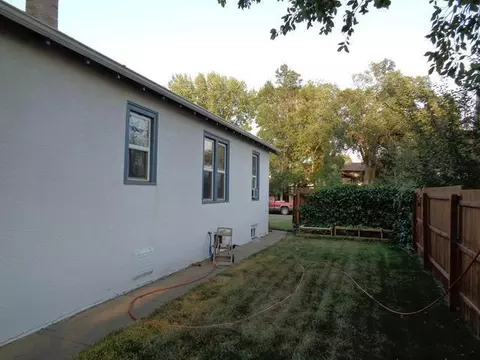 303 9 Ave SW, Mandan, ND 58554 photo 4
