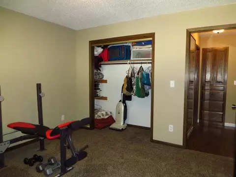 3207 C Ave E, Bismarck, ND 58501 photo 27