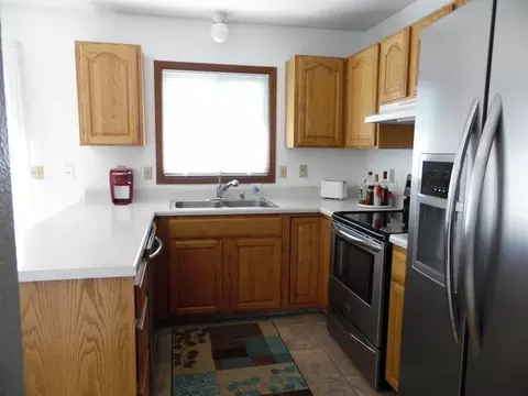 507 Wachter Ave E, Bismarck, ND 58504 photo 9