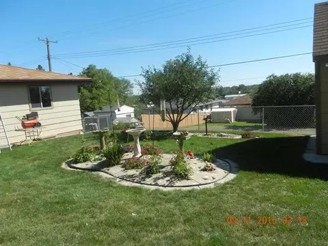 307 11 Ave NE, Mandan, ND 58554 photo 14