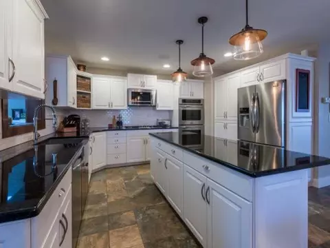 3510 Foxden Lp, Bismarck, ND 58503 photo 5