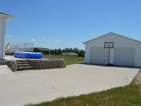 7021 Keepsake Ln, Bismarck, ND 58501 photo 6