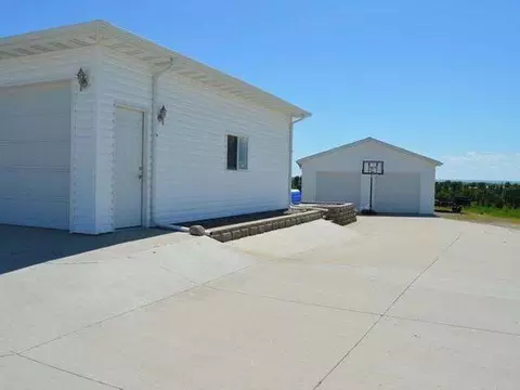 7021 Keepsake Ln, Bismarck, ND 58501 photo 5