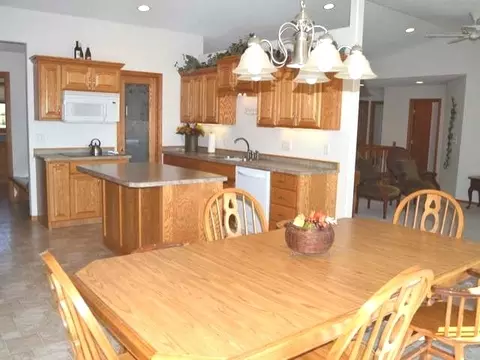 7021 Keepsake Ln, Bismarck, ND 58501 photo 13
