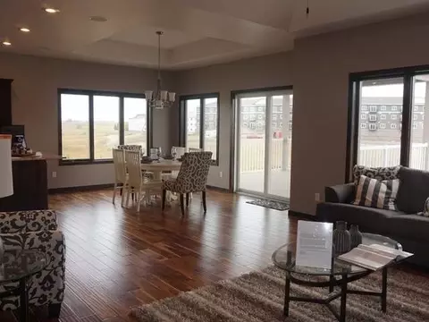 4042 Knudsen Lp, Bismarck, ND 58503 photo 13
