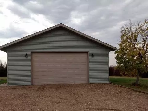 7521 Keepsake Ln, Bismarck, ND 58501 photo 29