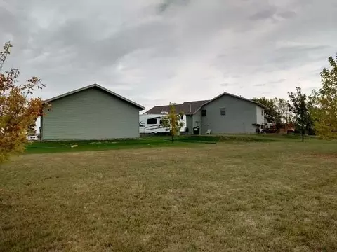 7521 Keepsake Ln, Bismarck, ND 58501 photo 31
