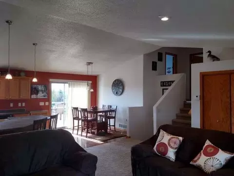 7521 Keepsake Ln, Bismarck, ND 58501 photo 8