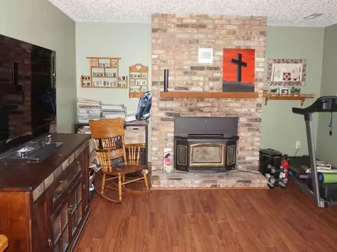 2301 Rolling Dr, Bismarck, ND 58501 photo 9