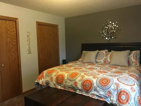 902 Mahone Ave, Bismarck, ND 58503 photo 12