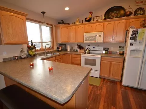 4819 Fairfax Lp, Bismarck, ND 58503 photo 5