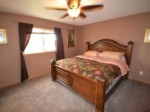 4819 Fairfax Lp, Bismarck, ND 58503 photo 8
