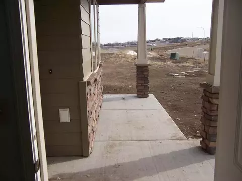 404 Cobblestone Lp, Mandan, ND 58554 photo 34