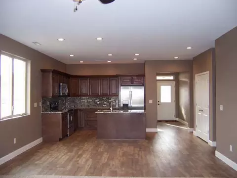 404 Cobblestone Lp, Mandan, ND 58554 photo 7
