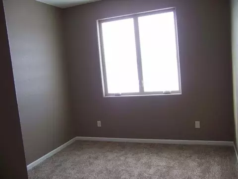404 Cobblestone Lp, Mandan, ND 58554 photo 10