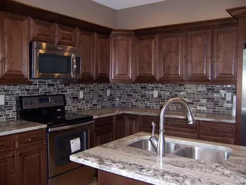 404 Cobblestone Lp, Mandan, ND 58554 photo 23