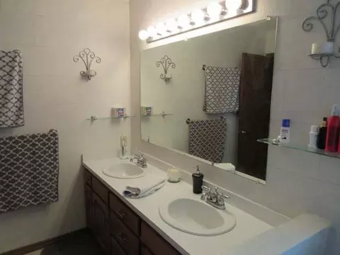 749 Juniper Dr, Bismarck, ND 58503 photo 17