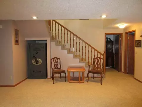749 Juniper Dr, Bismarck, ND 58503 photo 30