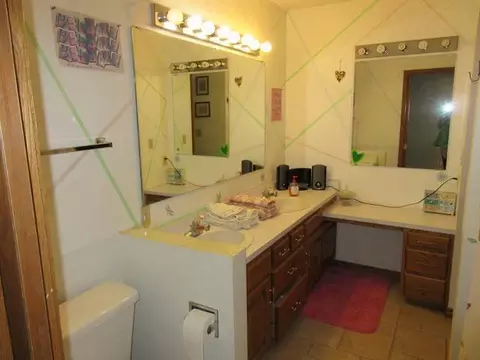 749 Juniper Dr, Bismarck, ND 58503 photo 13