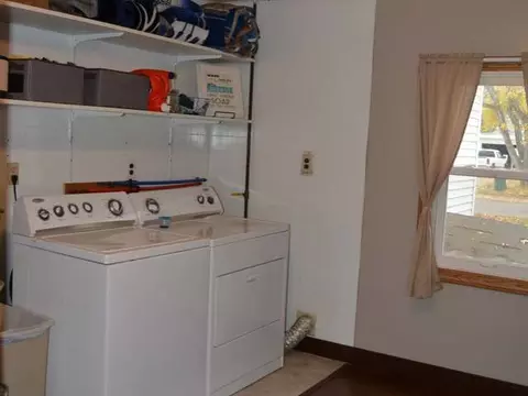 416 2nd St NE, Garrison, ND 58540 photo 11