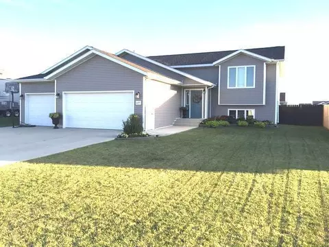 6375 Reily Rd, Lincoln, ND 58504 photo 1