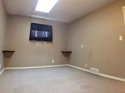 558 Sunset Pl, Bismarck, ND 58501 photo 4