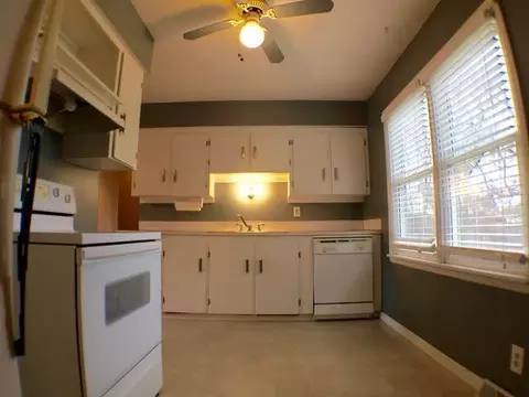 558 Sunset Pl, Bismarck, ND 58501 photo 3