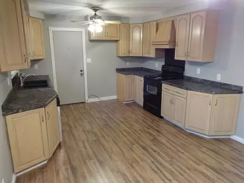 707 13th Ave NW, Mandan, ND 58554 photo 4