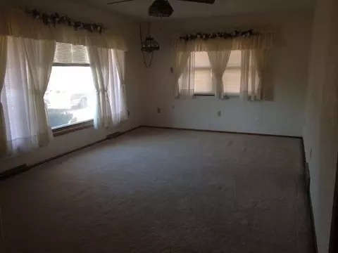 613 Main St, Stanton, ND 58571 photo 3