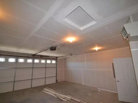 705 Bremner Ave, Bismarck, ND 58503 photo 13