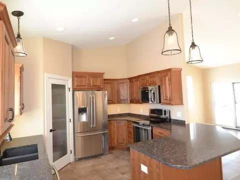 3826 Poseidon Lp, Bismarck, ND 58504 photo 10