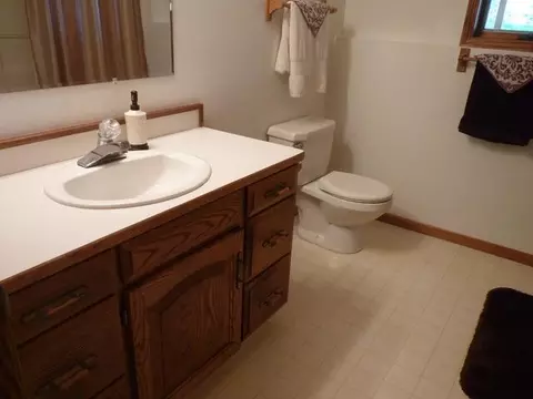 111 Juniper Dr, Bismarck, ND 58503 photo 22
