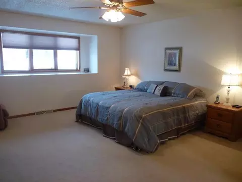 111 Juniper Dr, Bismarck, ND 58503 photo 13