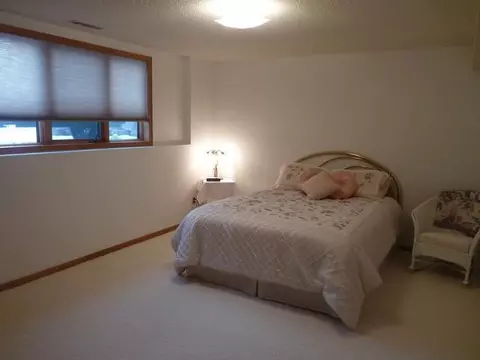 111 Juniper Dr, Bismarck, ND 58503 photo 20