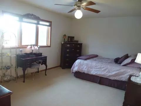 111 Juniper Dr, Bismarck, ND 58503 photo 16