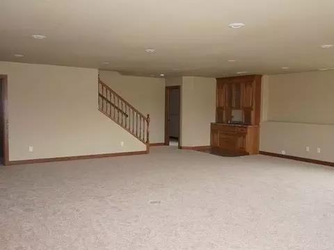 2607 Calgary Ave E, Bismarck, ND 58503 photo 12