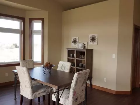 2607 Calgary Ave E, Bismarck, ND 58503 photo 5
