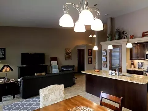 1716 Calgary Lp, Bismarck, ND 58503 photo 3