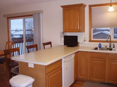 4813 Fairfax Lp, Bismarck, ND 58503 photo 9