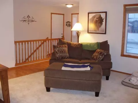 4813 Fairfax Lp, Bismarck, ND 58503 photo 4