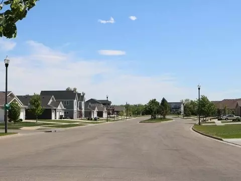 3849 Poseidon Lp, Bismarck, ND 58504 photo 12