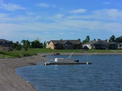 3809 Poseidon Lp, Bismarck, ND 58504 photo 1