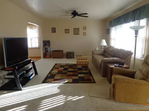 2075 38th St, Mandan, ND 58554 photo 5