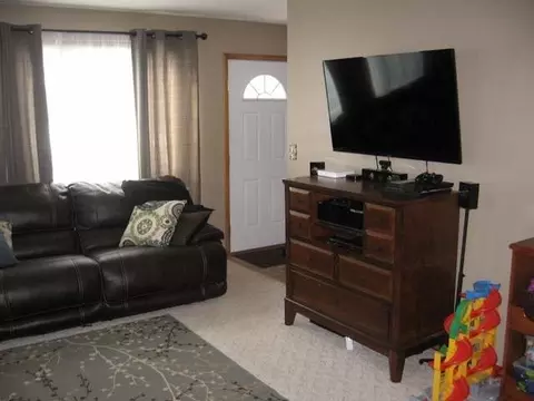 1207 E Highland Acre Rd, Bismarck, ND 58504 photo 6