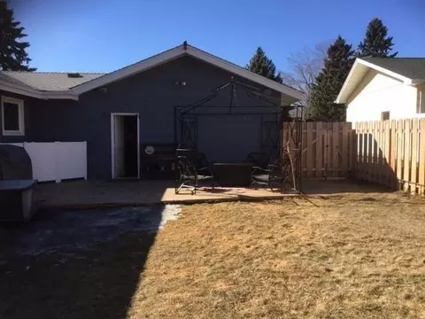 1207 E Highland Acre Rd, Bismarck, ND 58504 photo 26