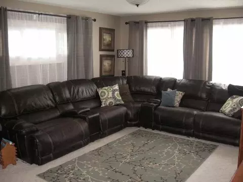 1207 E Highland Acre Rd, Bismarck, ND 58504 photo 5