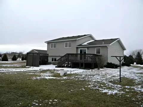 5505 Walker Dr, Bismarck, ND 58504 photo 22