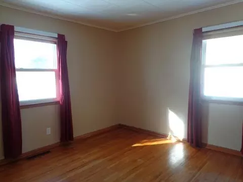 907 4 Ave NW, Mandan, ND 58554 photo 6